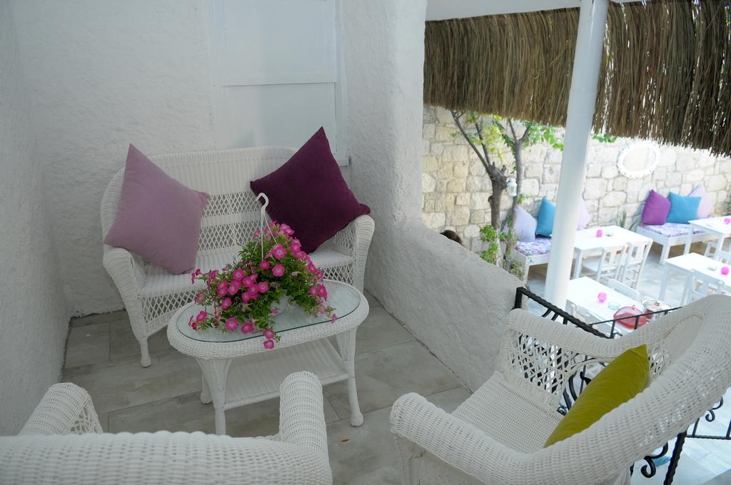 Alacati Alanur Otel Δωμάτιο φωτογραφία