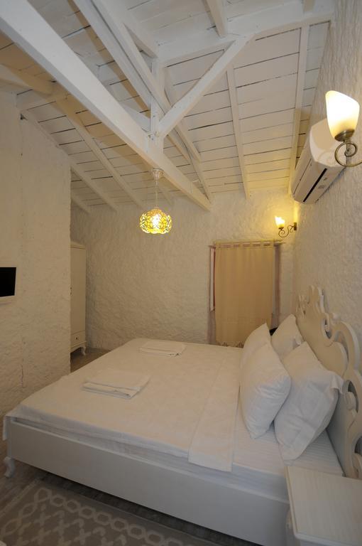 Alacati Alanur Otel Δωμάτιο φωτογραφία