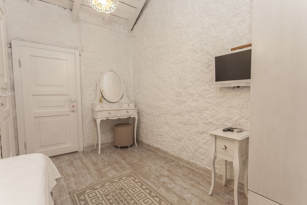 Alacati Alanur Otel Εξωτερικό φωτογραφία